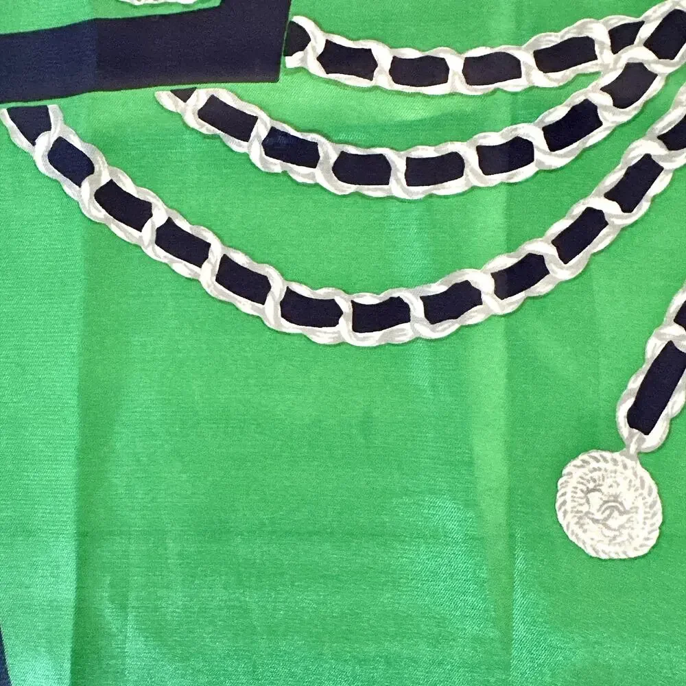 VINTAGE CHANEL SILHOUETTE PORTRAIT SCARF GREEN NAVY